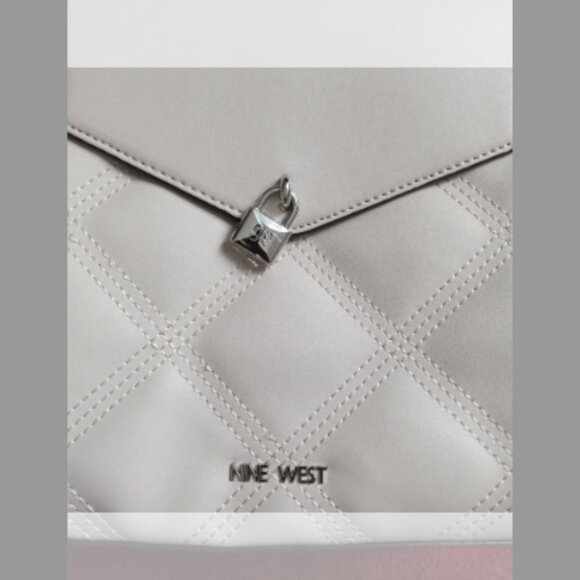 Nine West Inez Large Quilt Design - Picture 3 of 6